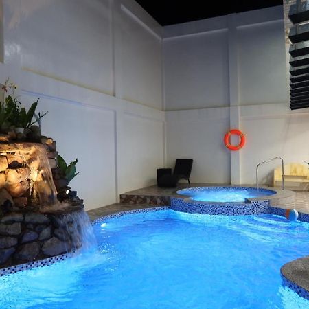 The Legacy Hotel Tayabas Экстерьер фото